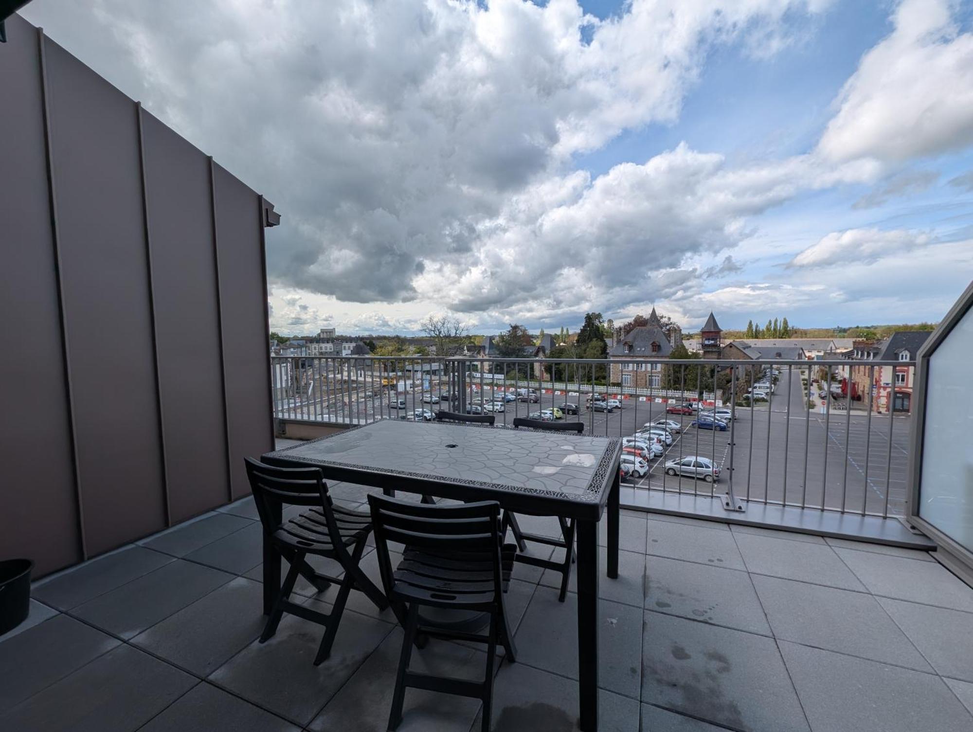 Les Terrasses Du Haras Leilighet Lamballe Eksteriør bilde